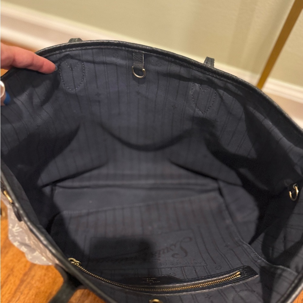 Louis Vuitton Denim Monogram LV Neverfull Limited Edition Tote Bag - Picture 10 of 10